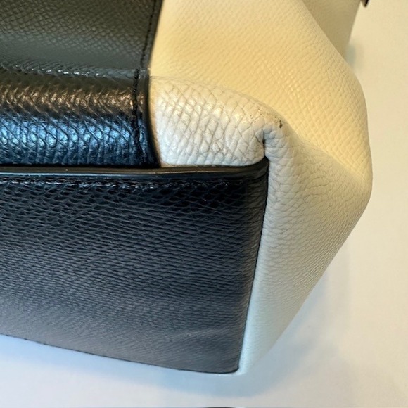 Authentic‎ Coach Ava Tote Large Black & Cream with Python Embossed Details - Picture 14 of 16